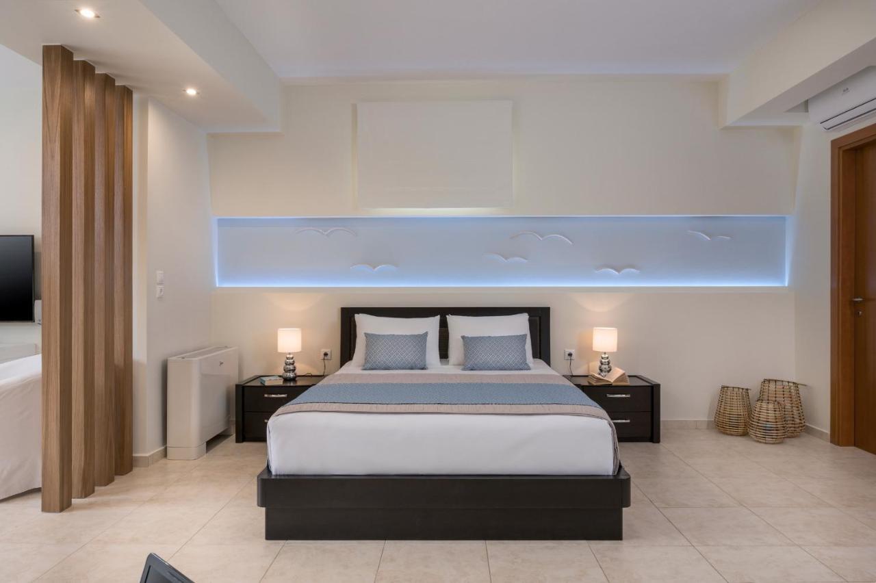 Villa Georgia Heated Pool & Jet-Tub コリンバリ エクステリア 写真